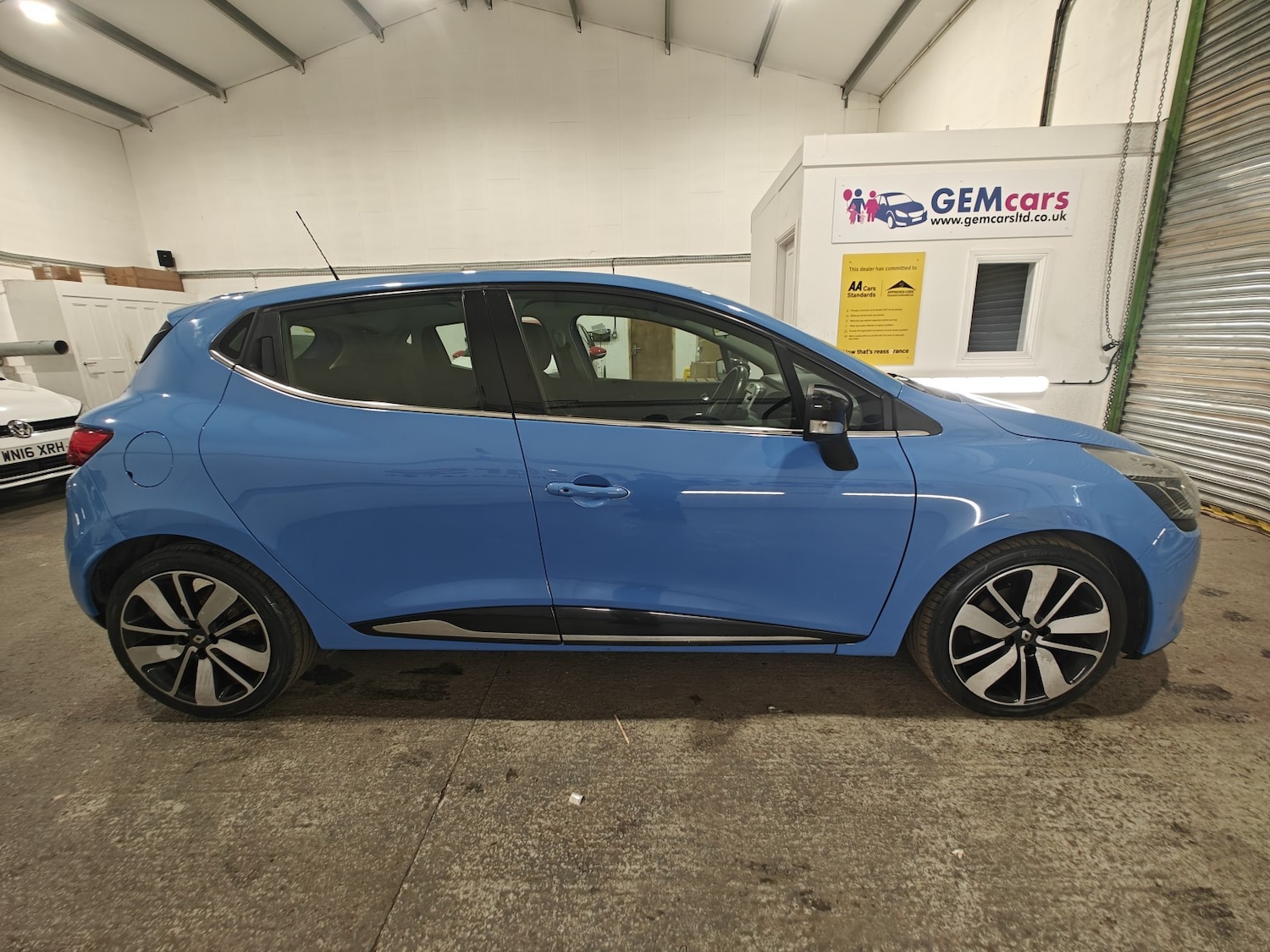 Used Renault Clio 2016 for sale - 77398345: Photo 4