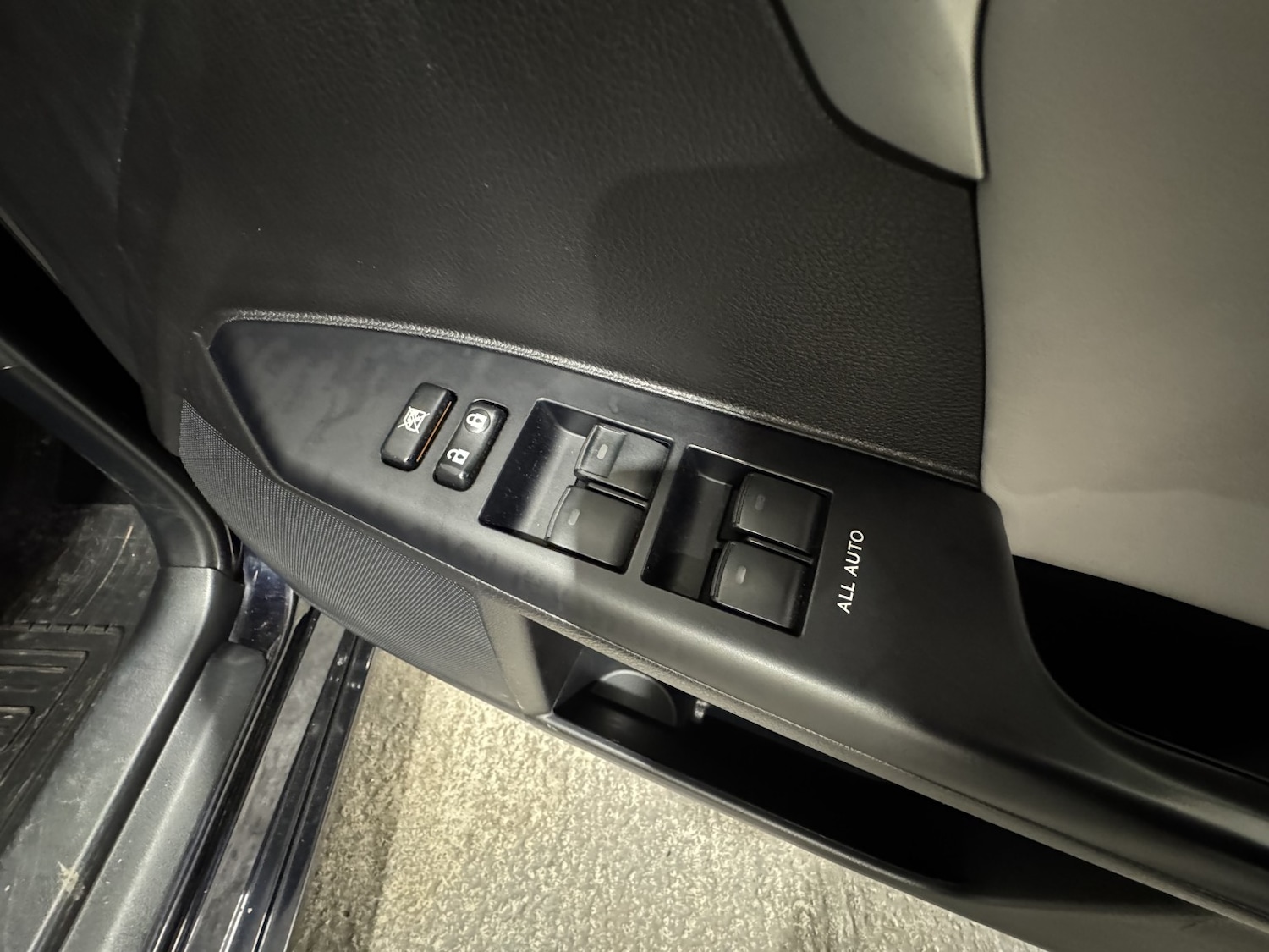 Used Lexus CT 2012 for sale - 76579957: Photo 21