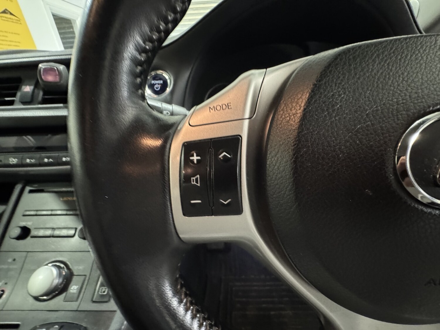 Used Lexus CT 2012 for sale - 76579957: Photo 32