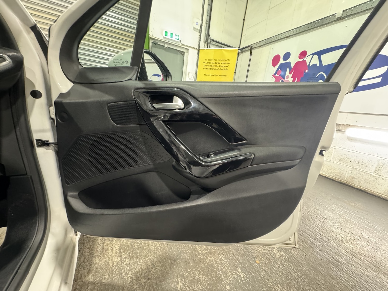 Used Peugeot 208 2016 for sale - 76656161: Photo 20