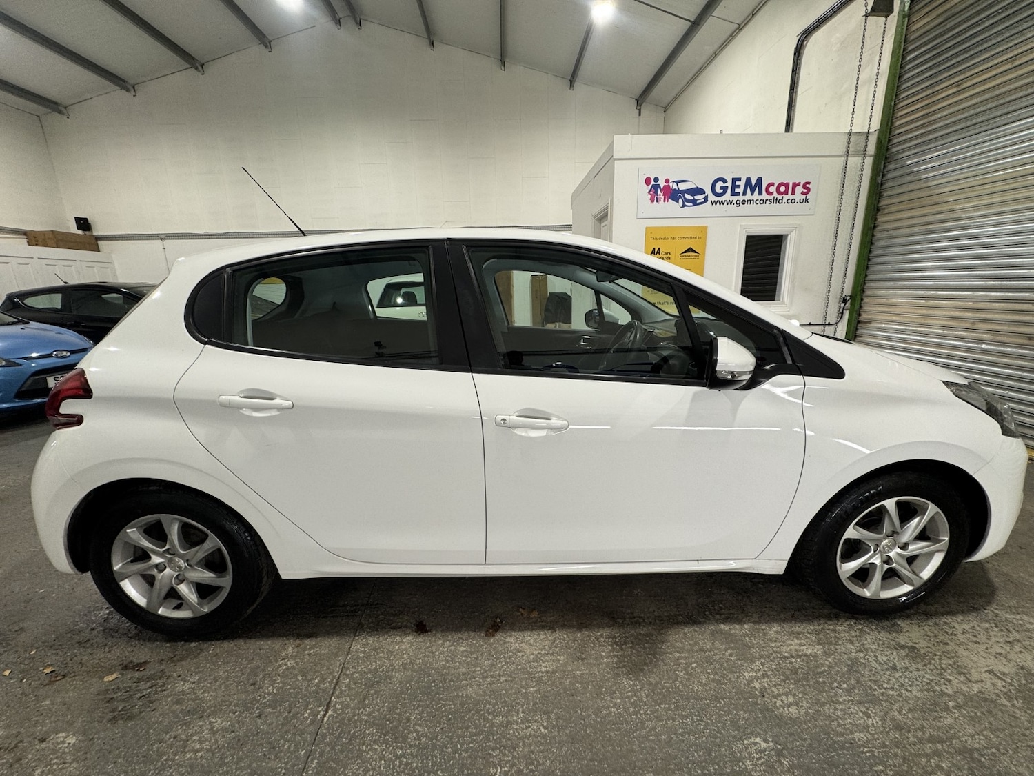 Used Peugeot 208 2016 for sale - 76656161: Photo 7
