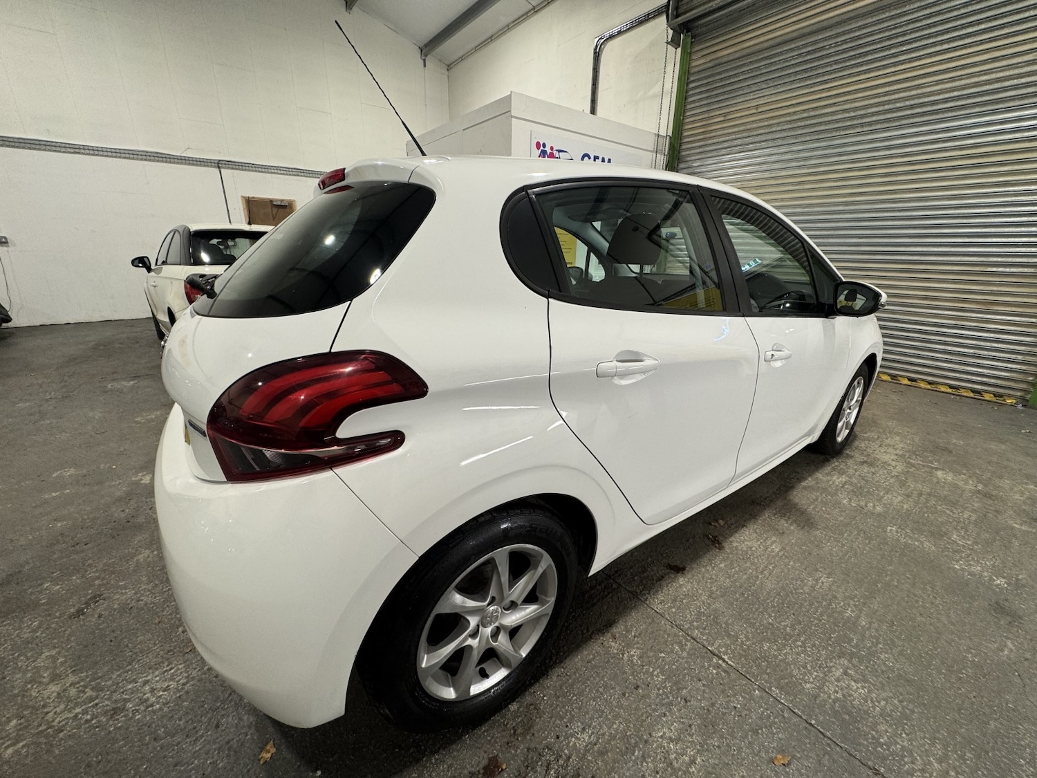 Used Peugeot 208 2016 for sale - 76656161: Photo 8
