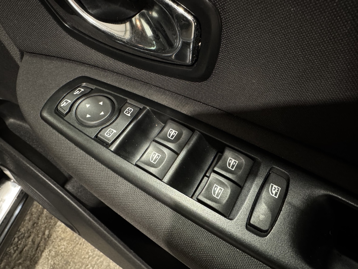 Used Renault Scenic 2016 for sale - 77289083: Photo 16