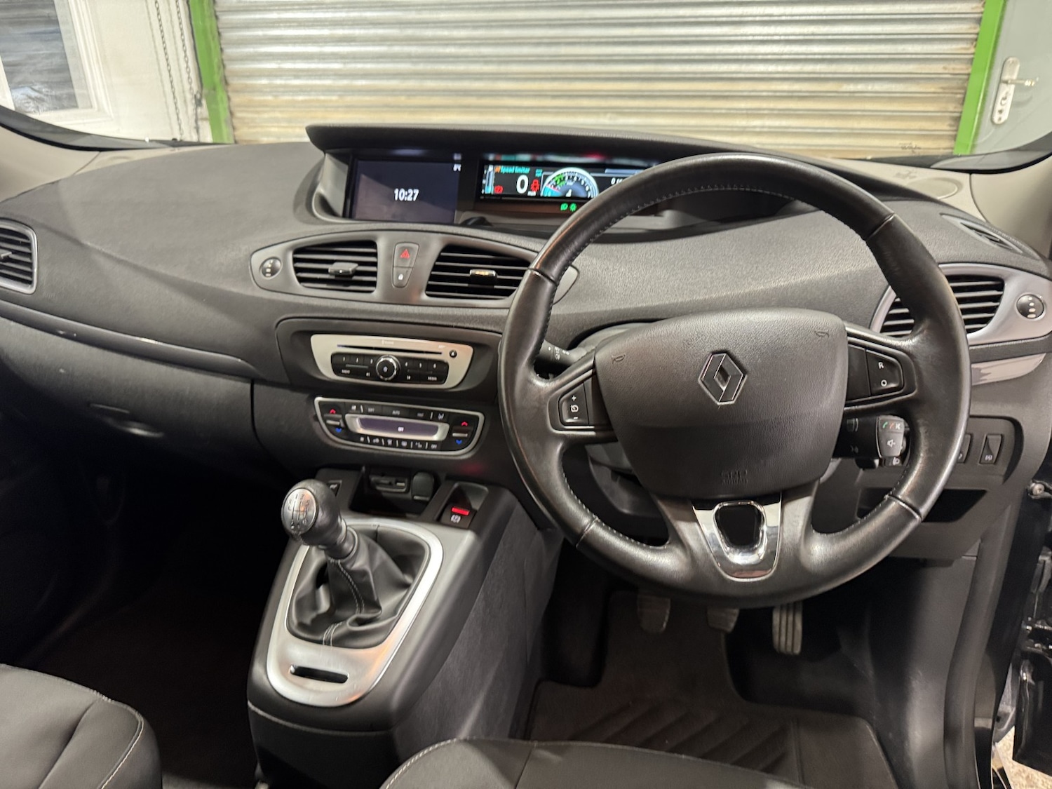 Used Renault Scenic 2016 for sale - 77289083: Photo 23