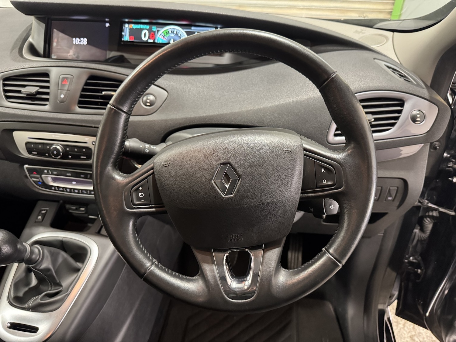 Used Renault Scenic 2016 for sale - 77289083: Photo 24