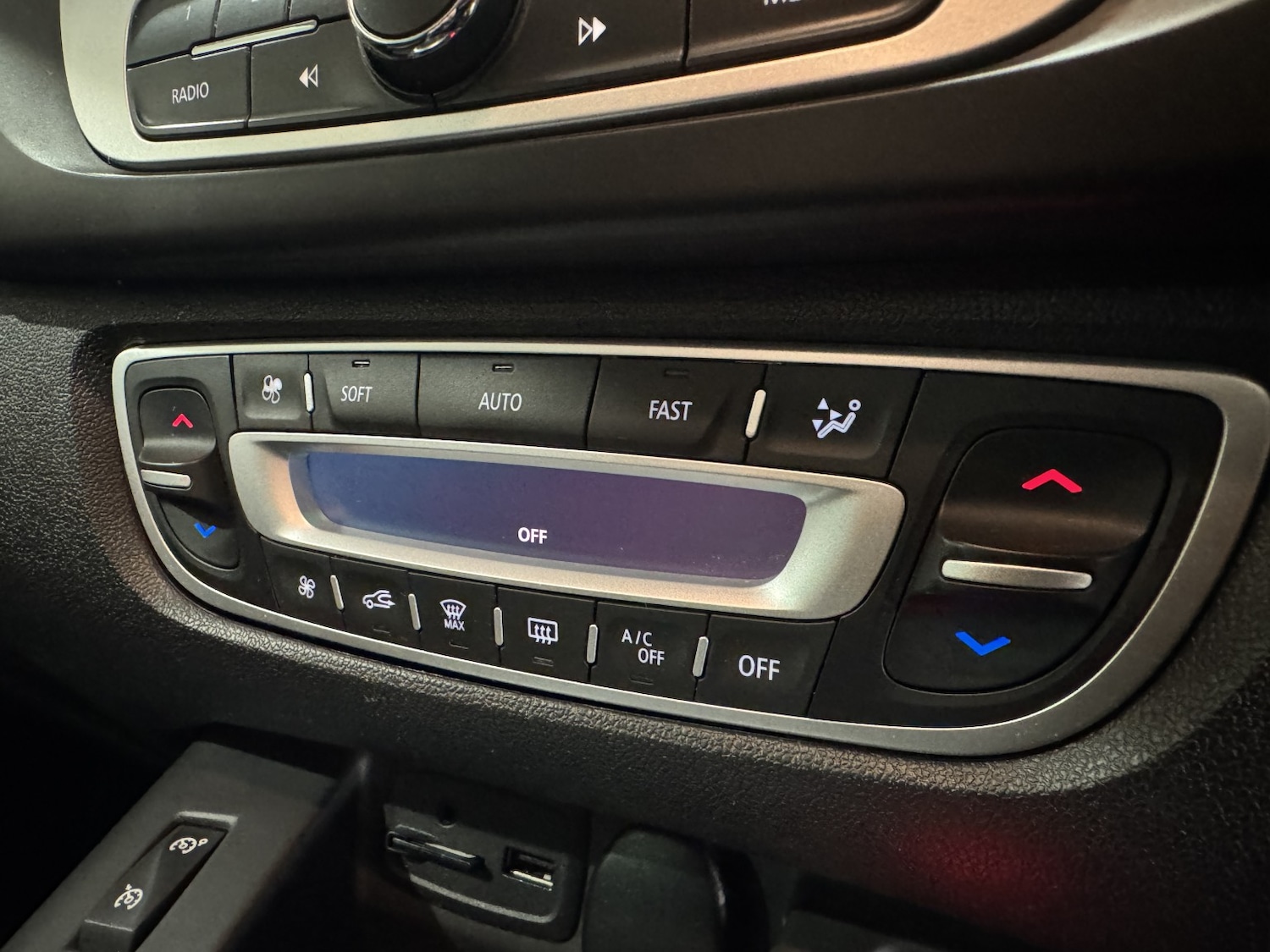 Used Renault Scenic 2016 for sale - 77289083: Photo 38