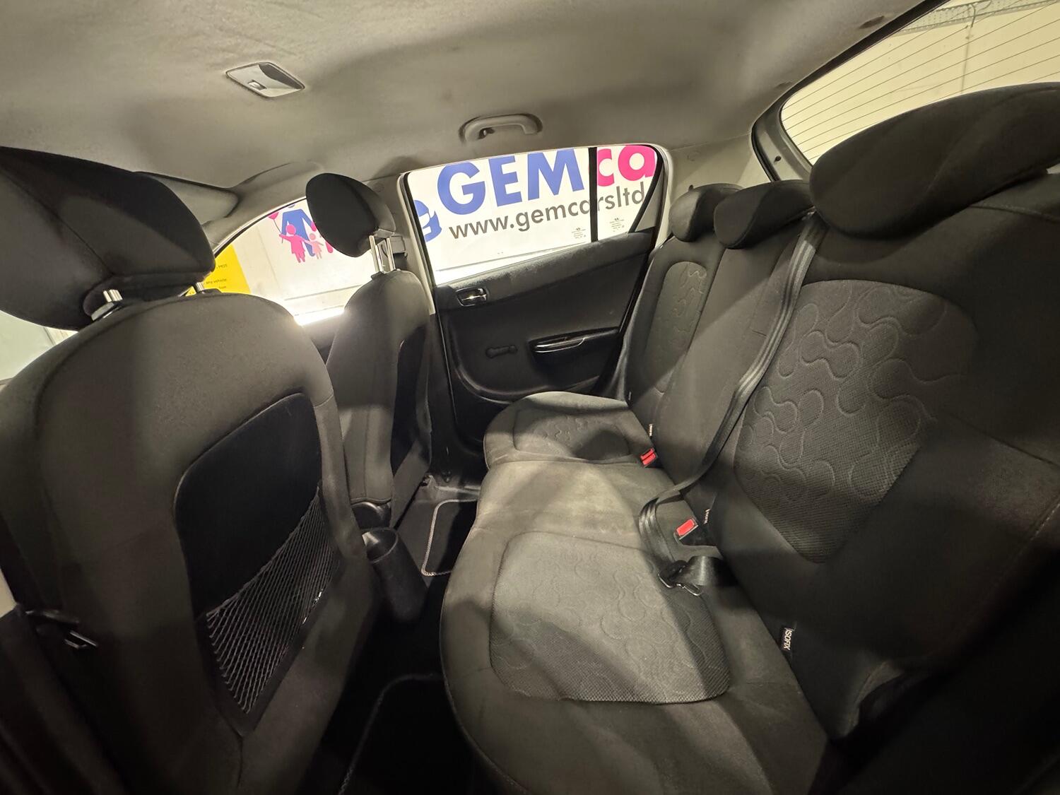 Used Hyundai i20 2009 for sale - 76794287: Photo 45