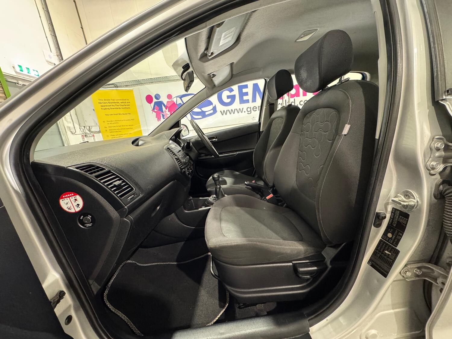 Used Hyundai i20 2009 for sale - 76794287: Photo 50