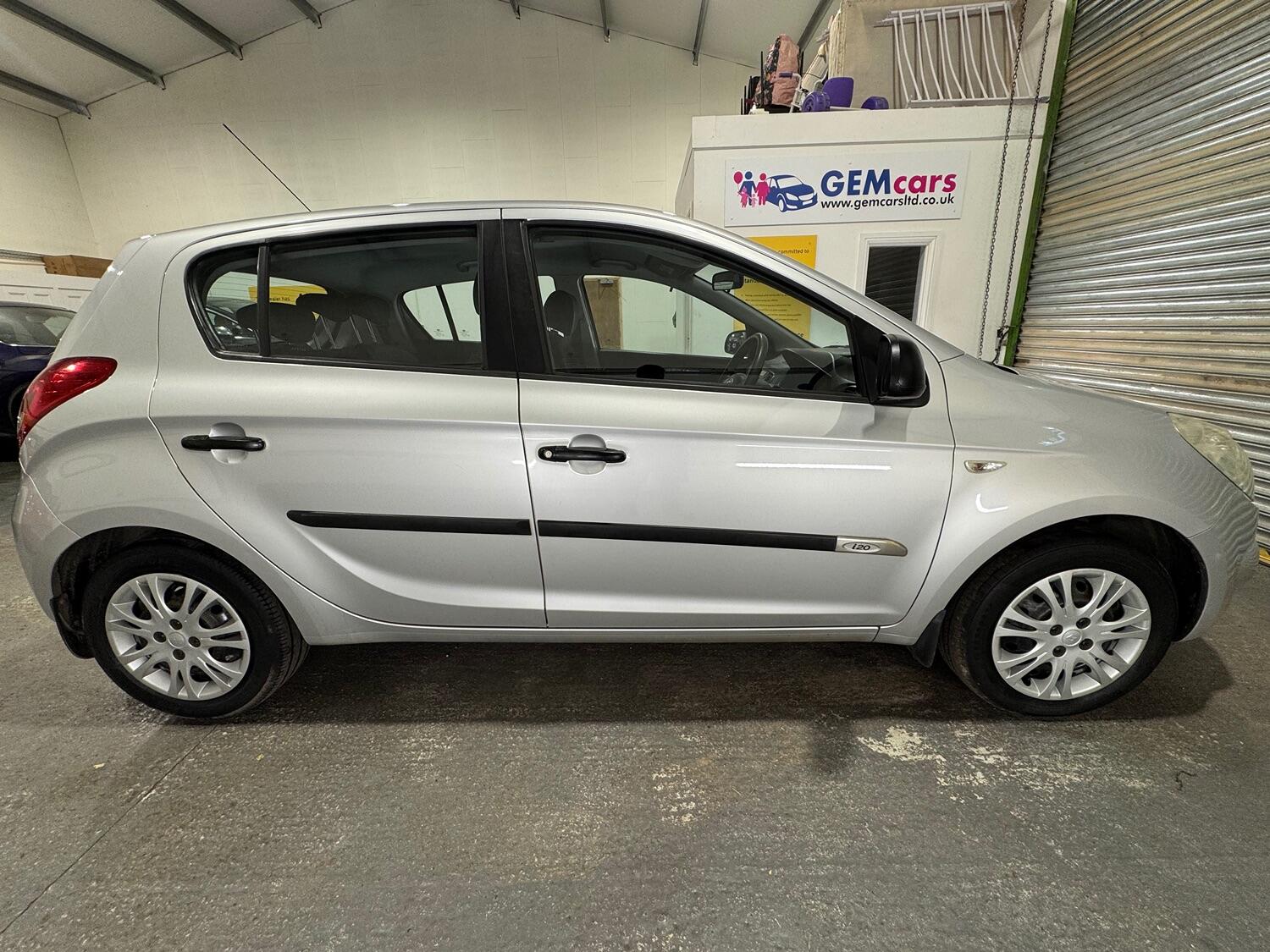 Used Hyundai i20 2009 for sale - 76794287: Photo 7