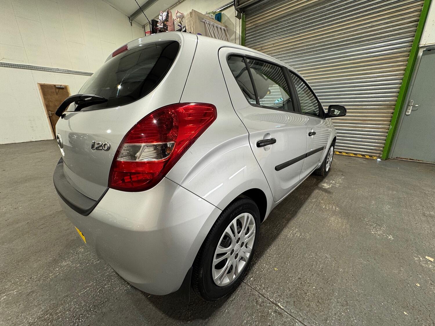 Used Hyundai i20 2009 for sale - 76794287: Photo 9