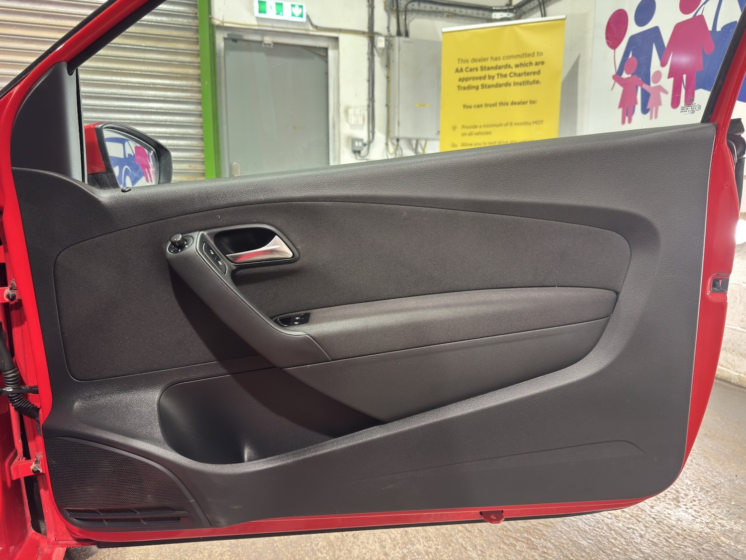 Used Volkswagen Polo 2011 for sale - 77749975: Photo 14