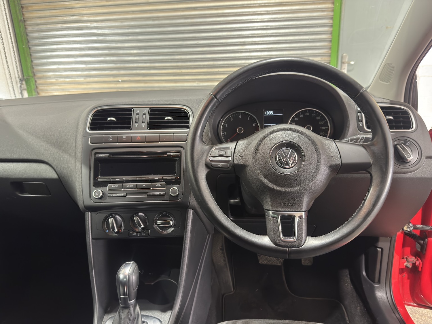 Used Volkswagen Polo 2011 for sale - 77749975: Photo 20