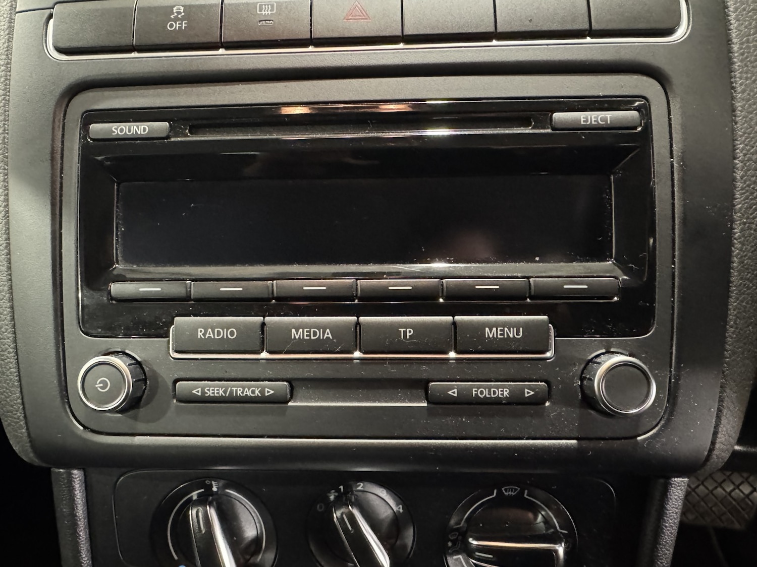 Used Volkswagen Polo 2011 for sale - 77749975: Photo 26