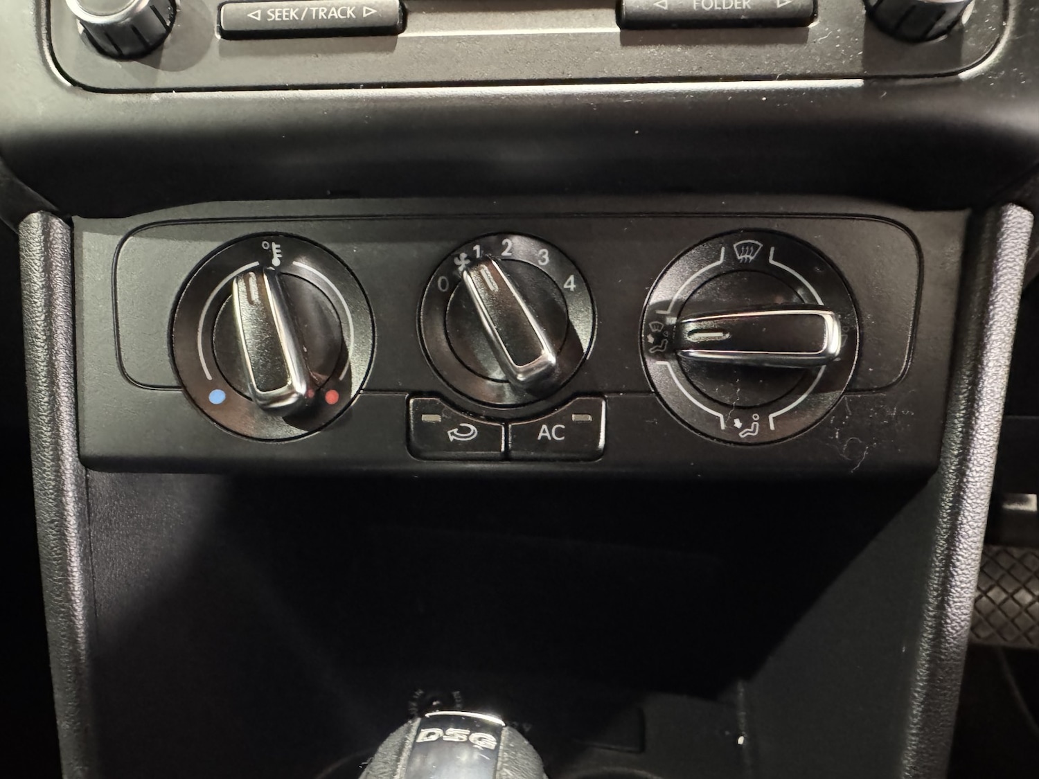 Used Volkswagen Polo 2011 for sale - 77749975: Photo 27