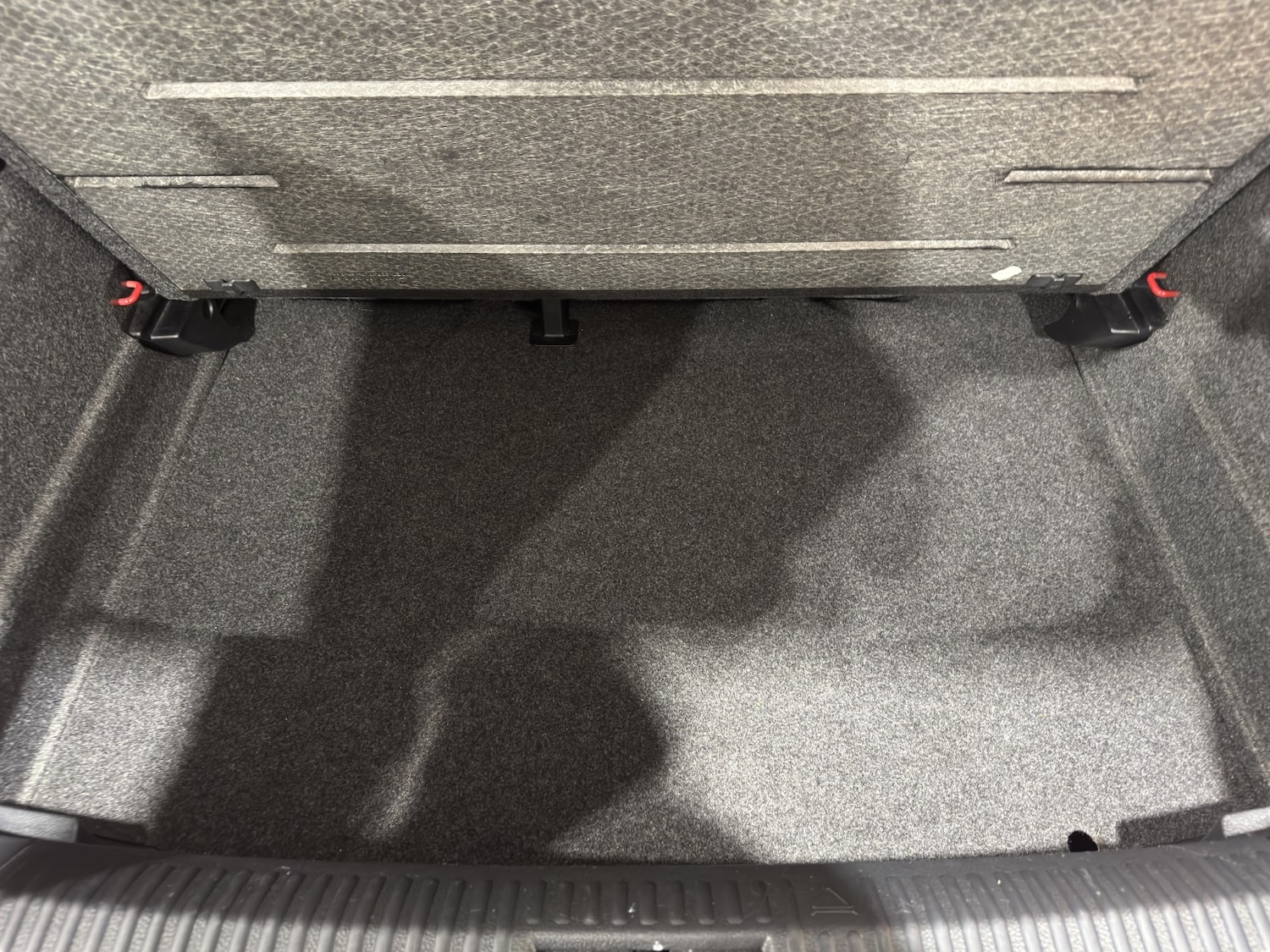 Used Volkswagen Polo 2011 for sale - 77749975: Photo 35