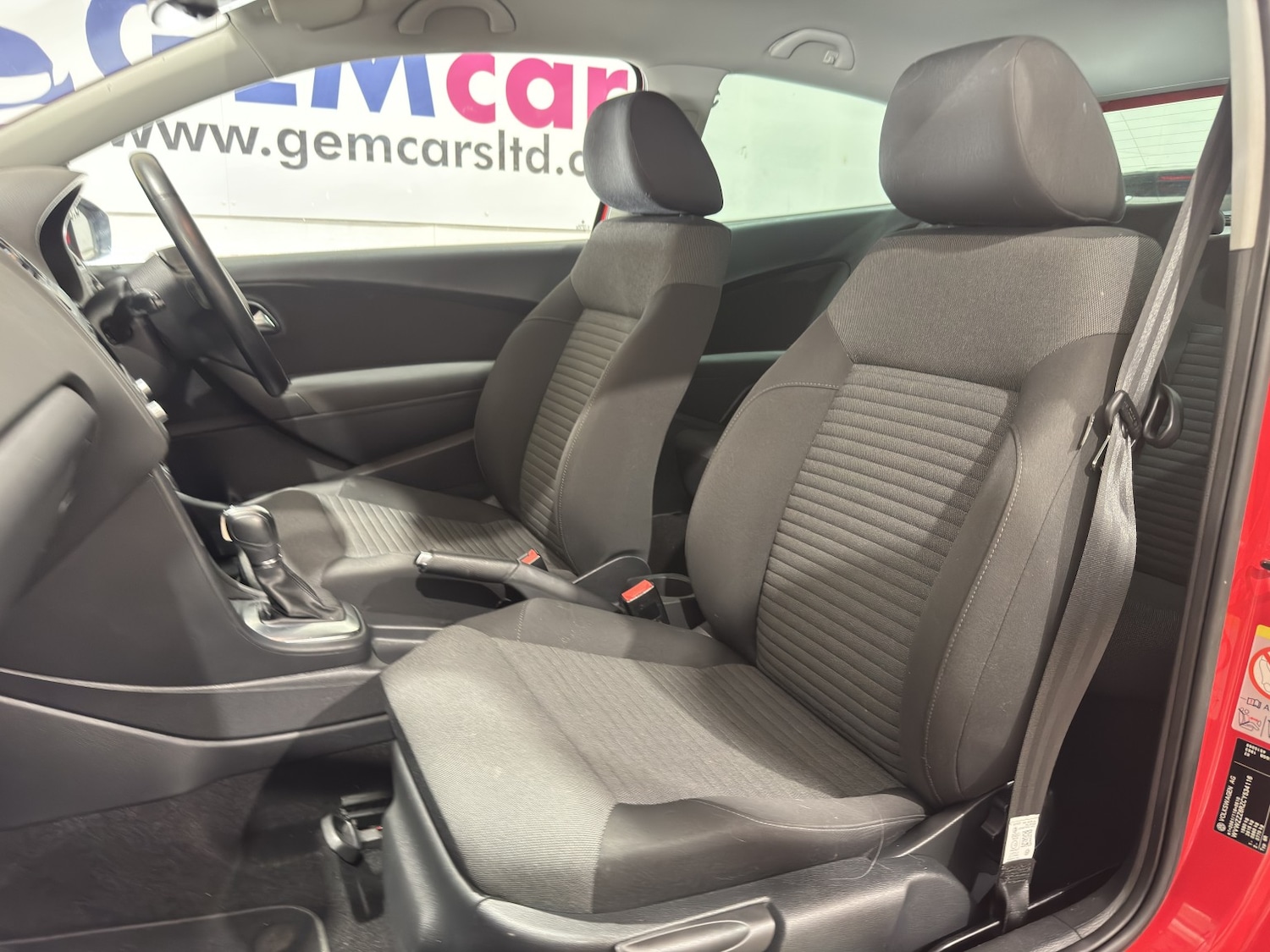 Used Volkswagen Polo 2011 for sale - 77749975: Photo 40