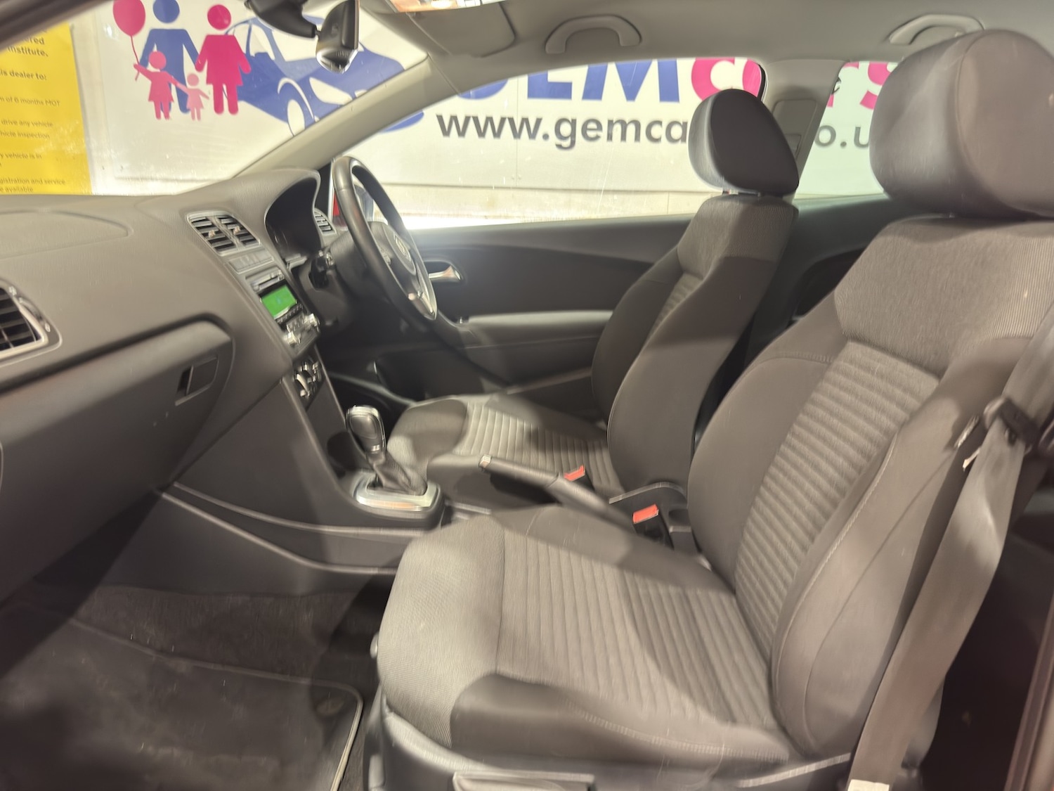 Used Volkswagen Polo 2011 for sale - 77749975: Photo 7