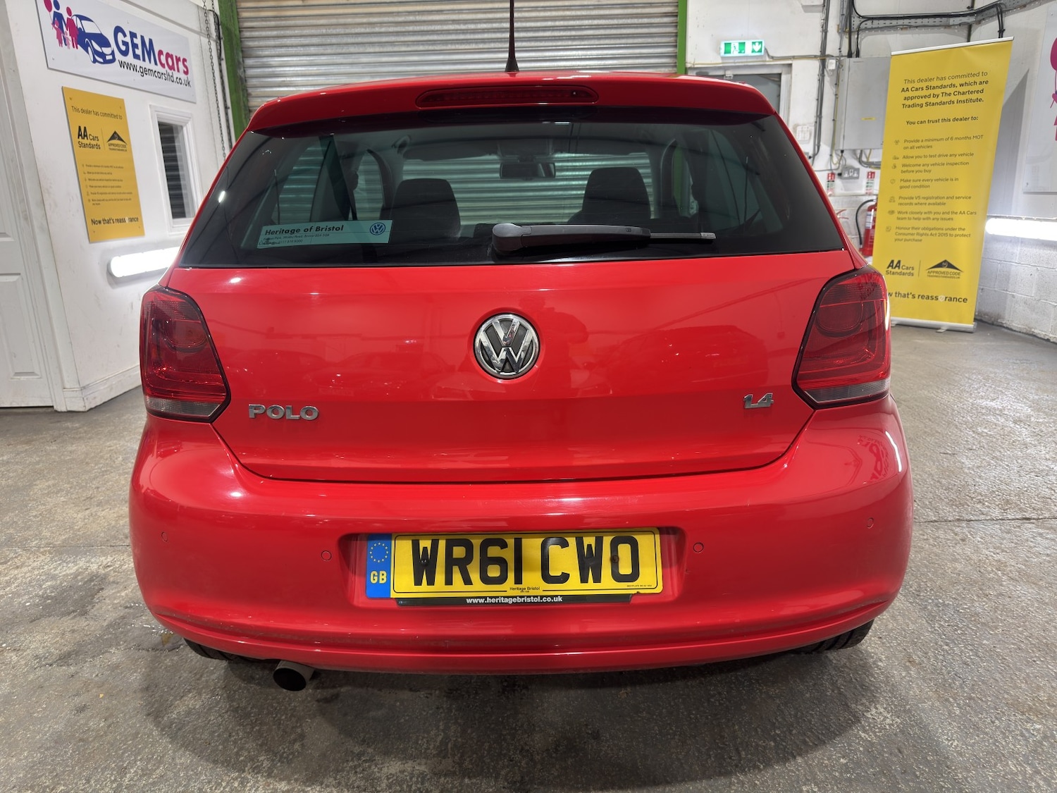 Used Volkswagen Polo 2011 for sale - 77749975: Photo 9