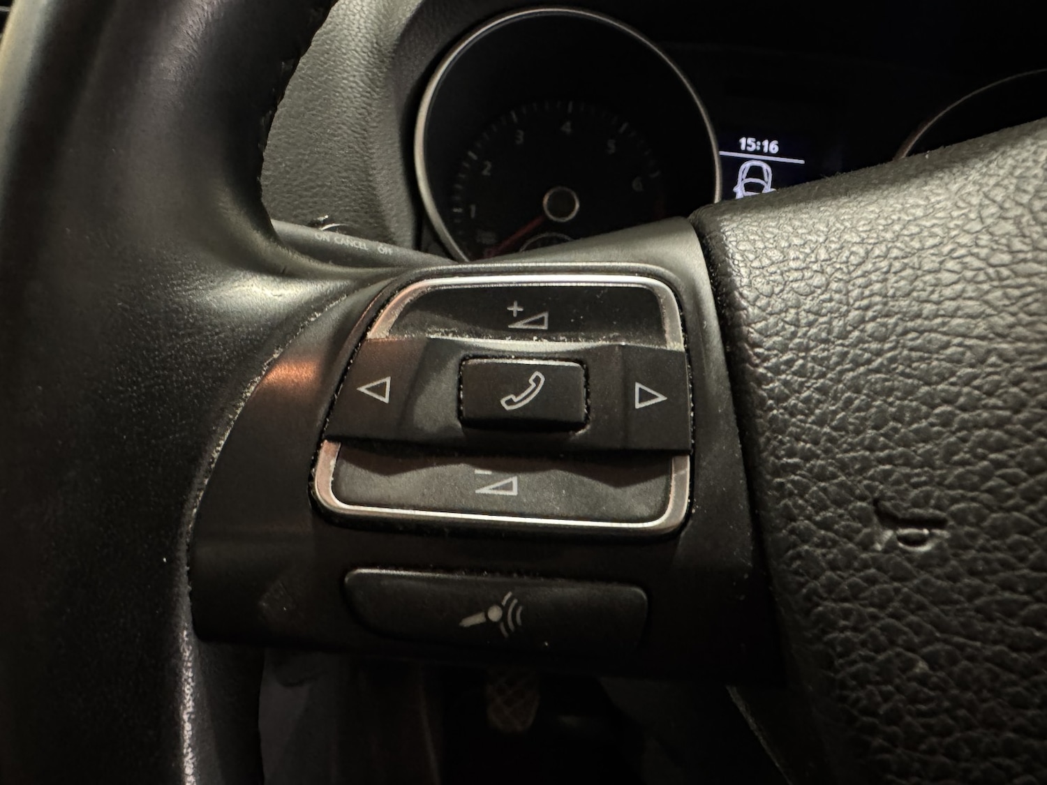 Used Volkswagen Golf 2011 for sale - 78004568: Photo 24