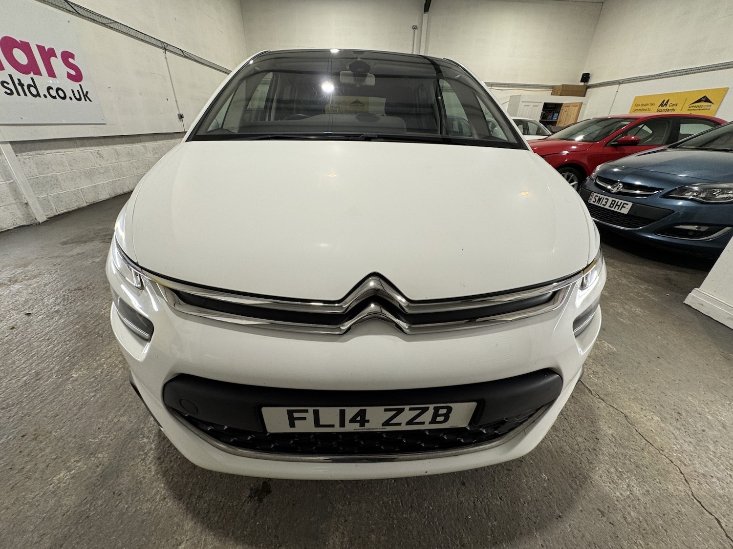 Used Citroen C4 Picasso 2014 for sale - 76945589: Photo 3