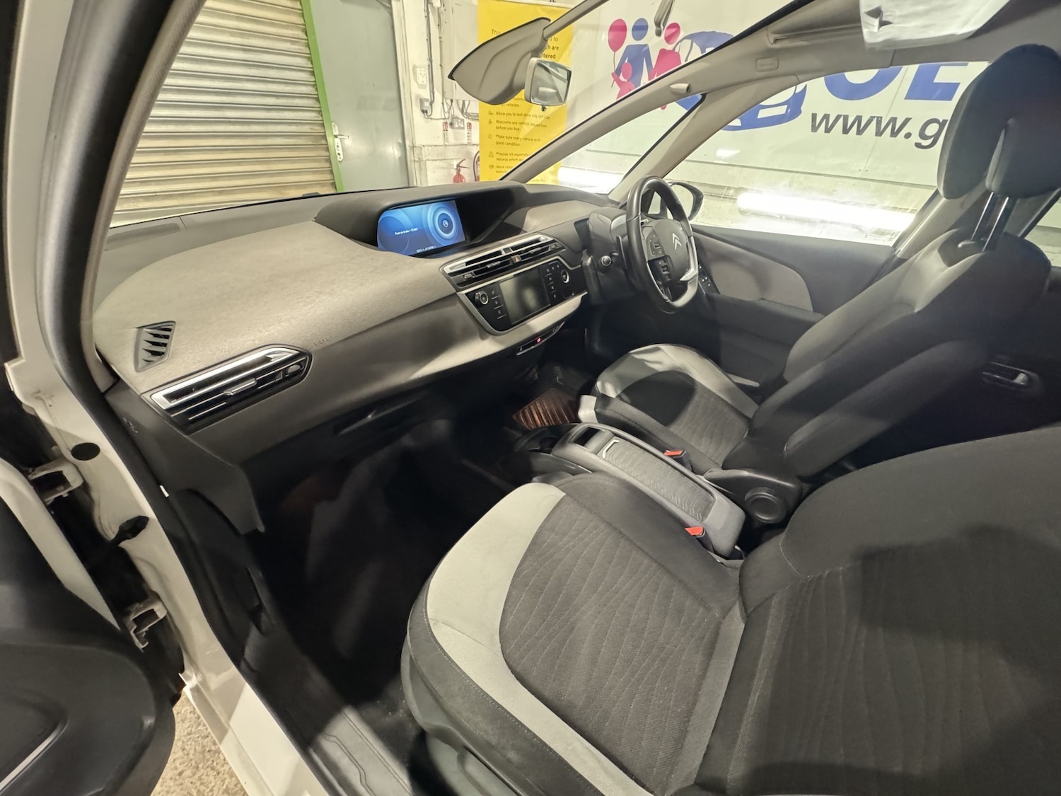 Used Citroen C4 Picasso 2014 for sale - 76945589: Photo 65