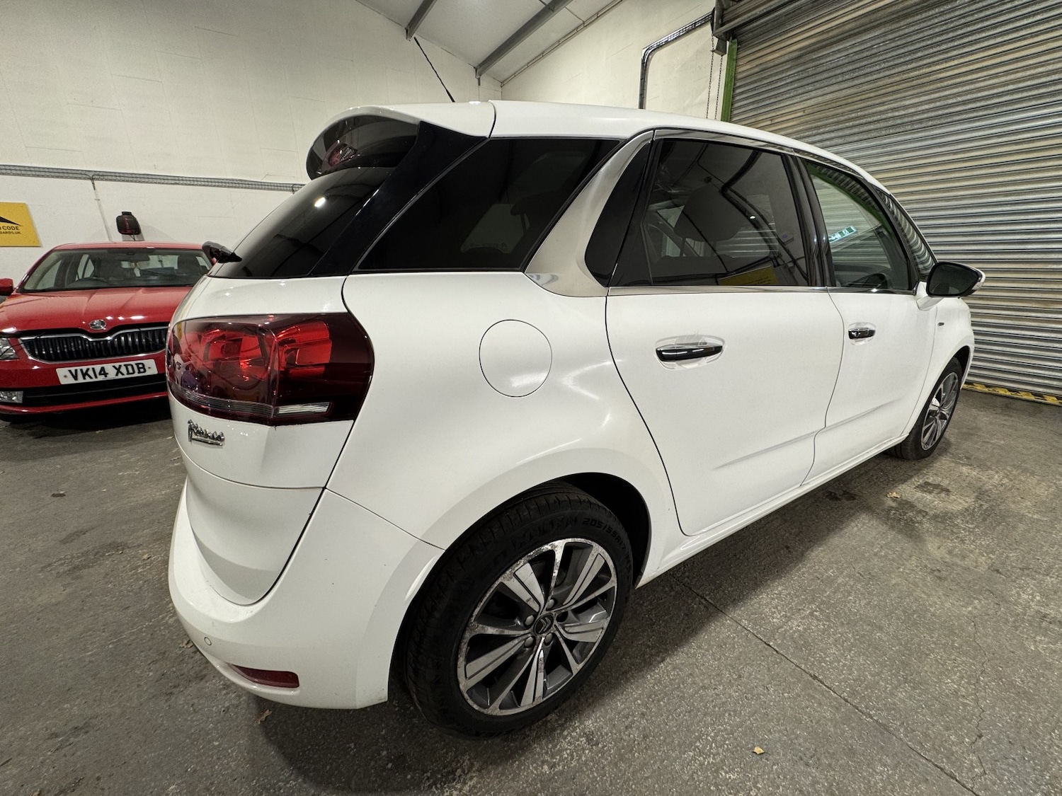 Used Citroen C4 Picasso 2014 for sale - 76945589: Photo 9