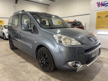 Used Peugeot Partner Tepee 2010 for sale - 78520222: Photo