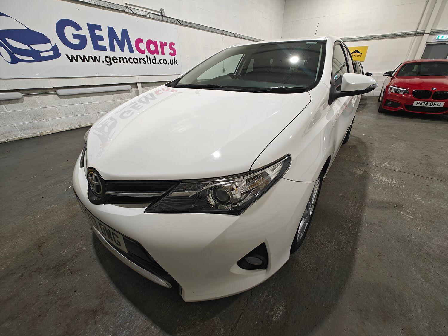 Used Toyota Auris 2013 for sale - 77289081: Photo 16