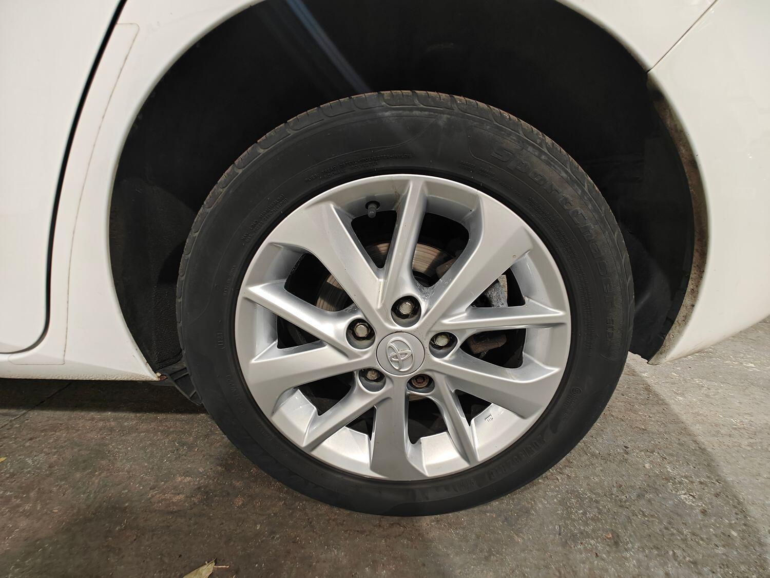 Used Toyota Auris 2013 for sale - 77289081: Photo 23