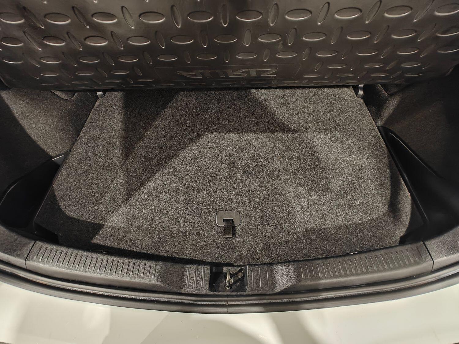 Used Toyota Auris 2013 for sale - 77289081: Photo 47