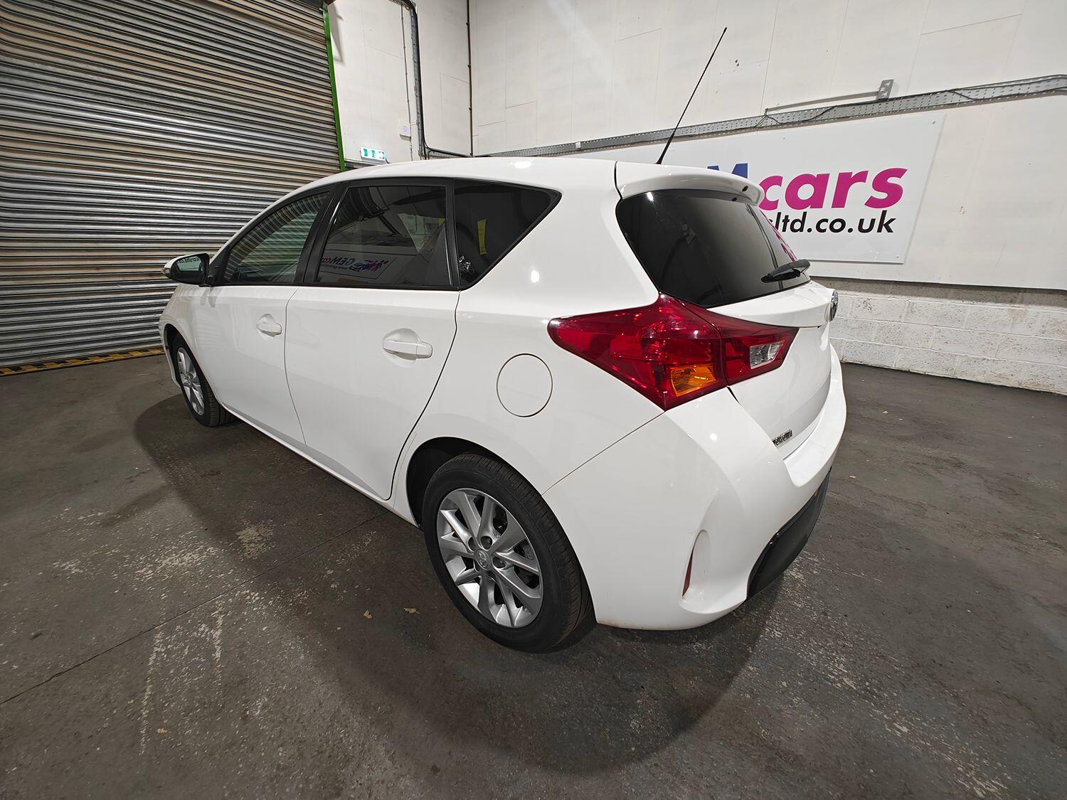 Used Toyota Auris 2013 for sale - 77289081: Photo 8