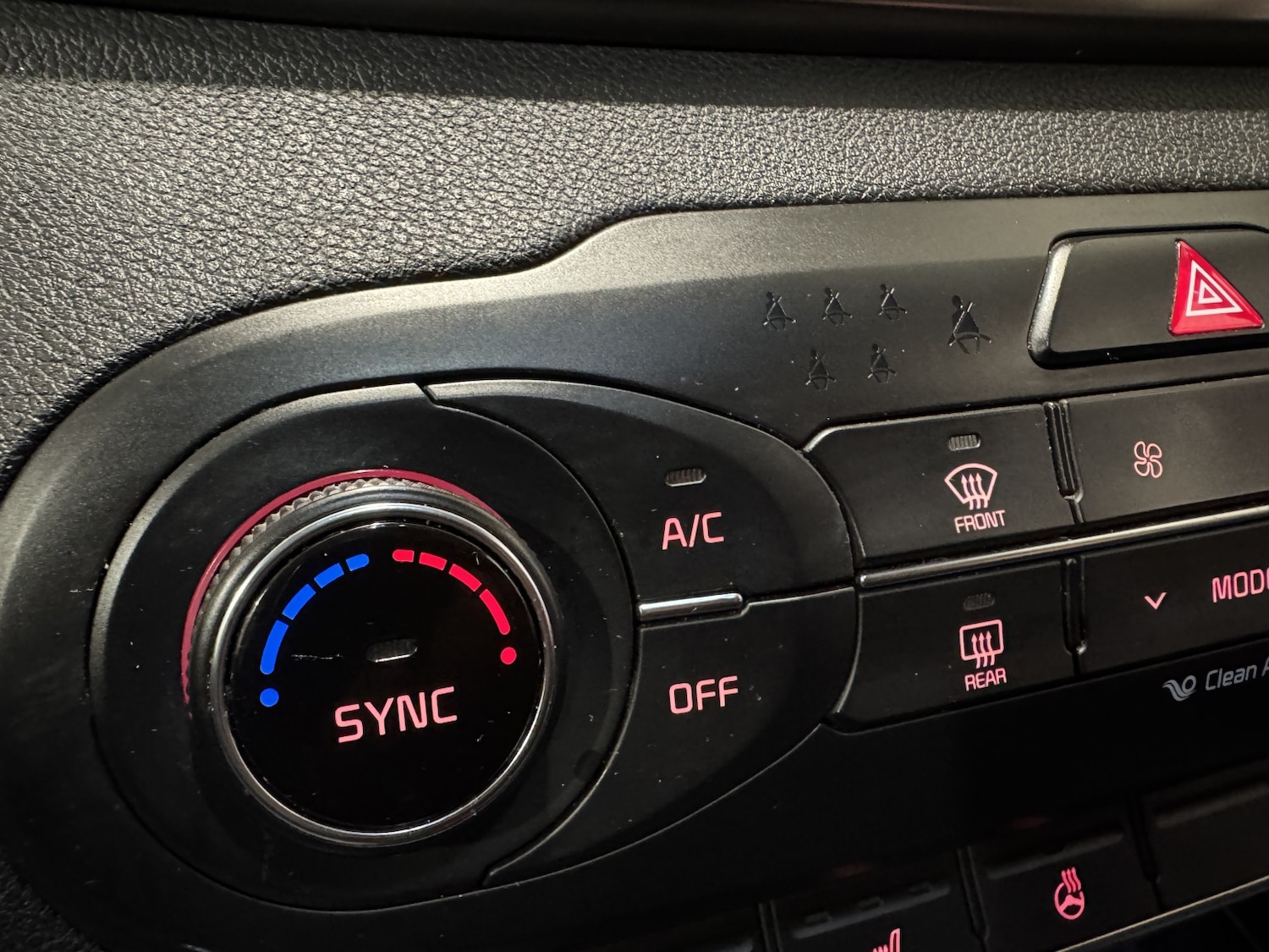 Used Kia Sorento 2016 for sale - 77237056: Photo 43