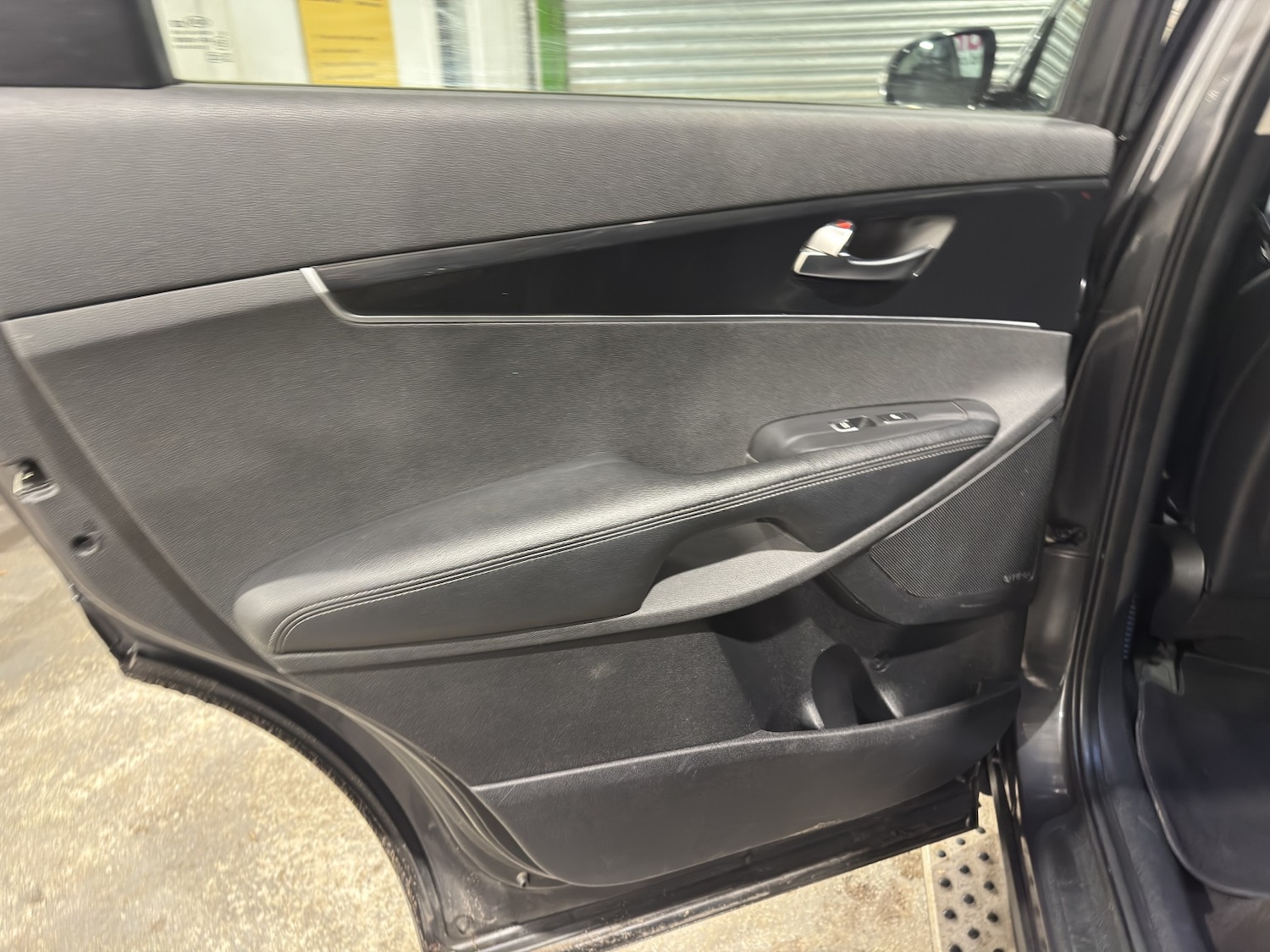 Used Kia Sorento 2016 for sale - 77237056: Photo 63