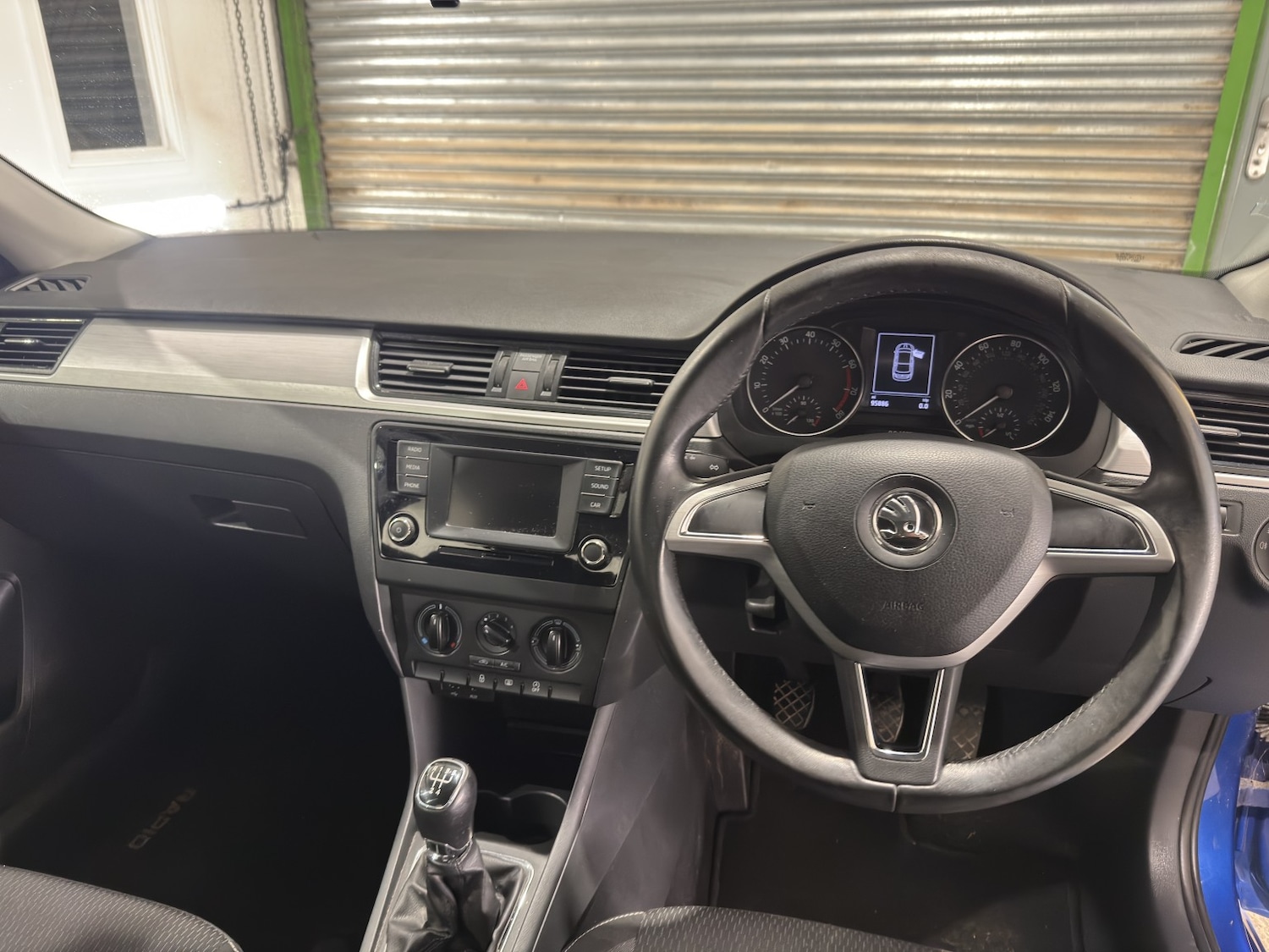 Used Skoda Rapid 2015 for sale - 77749832: Photo 2
