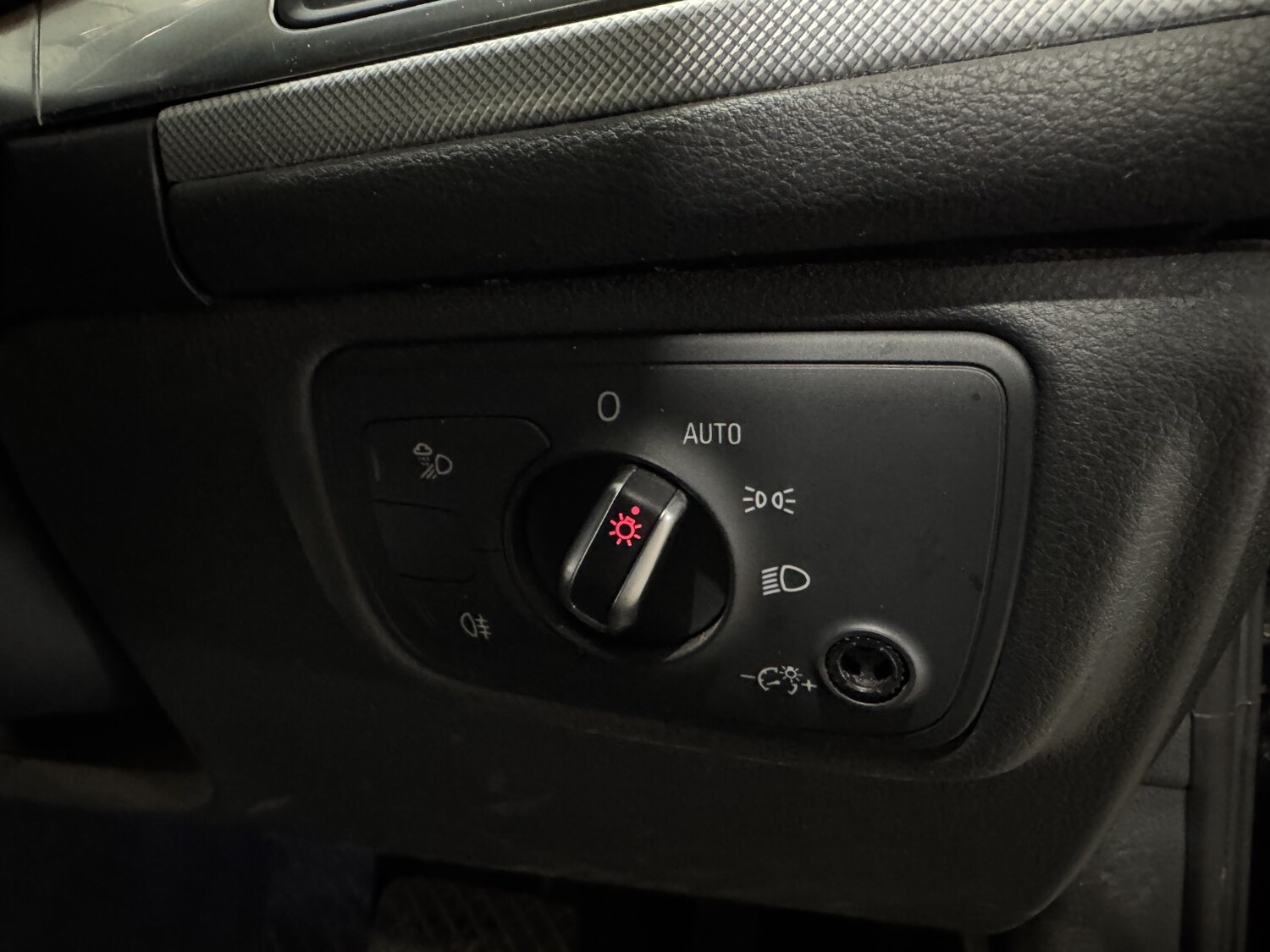 Used Audi A6 Avant 2016 for sale - 78112066: Photo 18