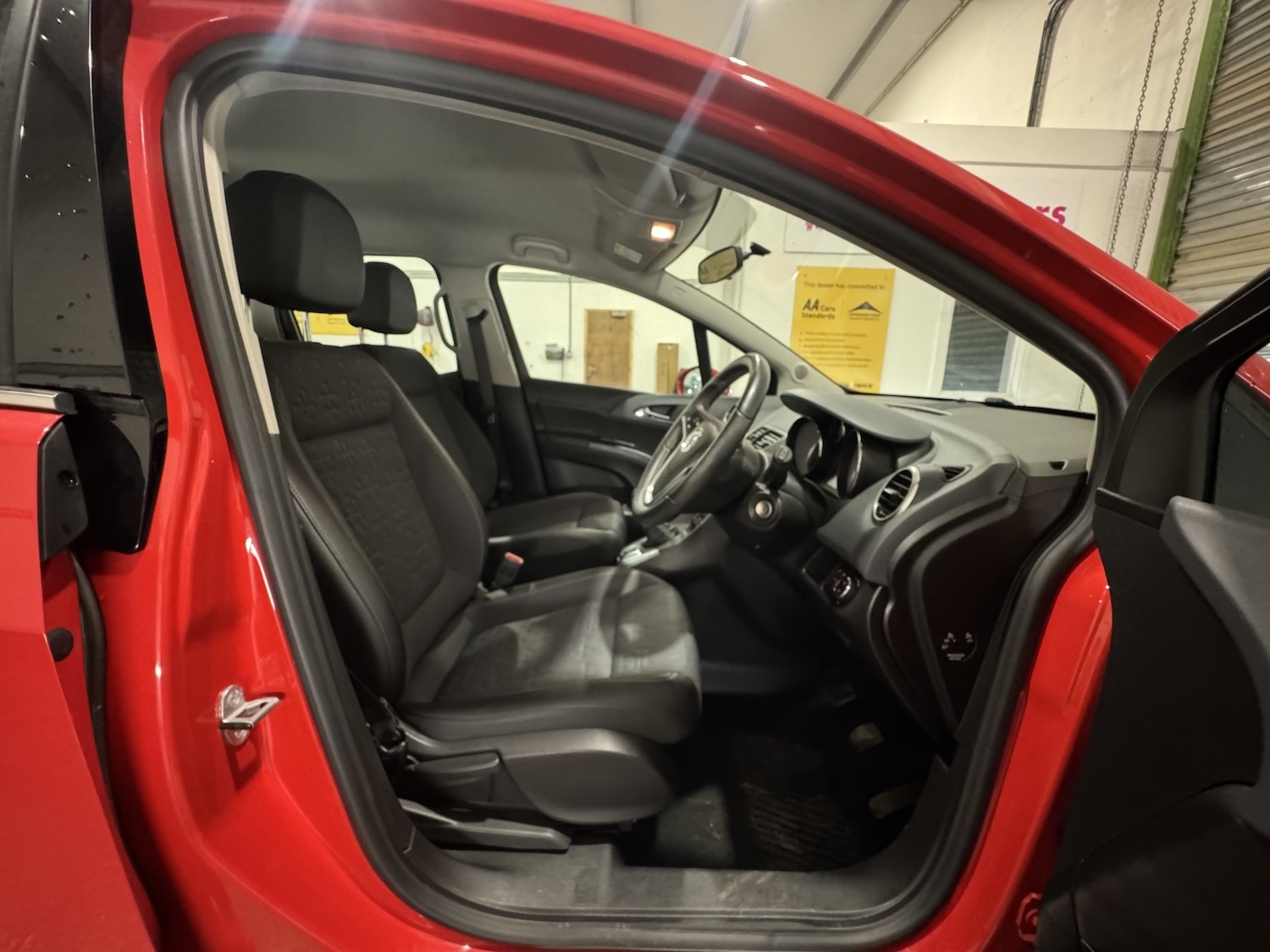 Used Vauxhall Meriva 2014 for sale - 76891797: Photo 22