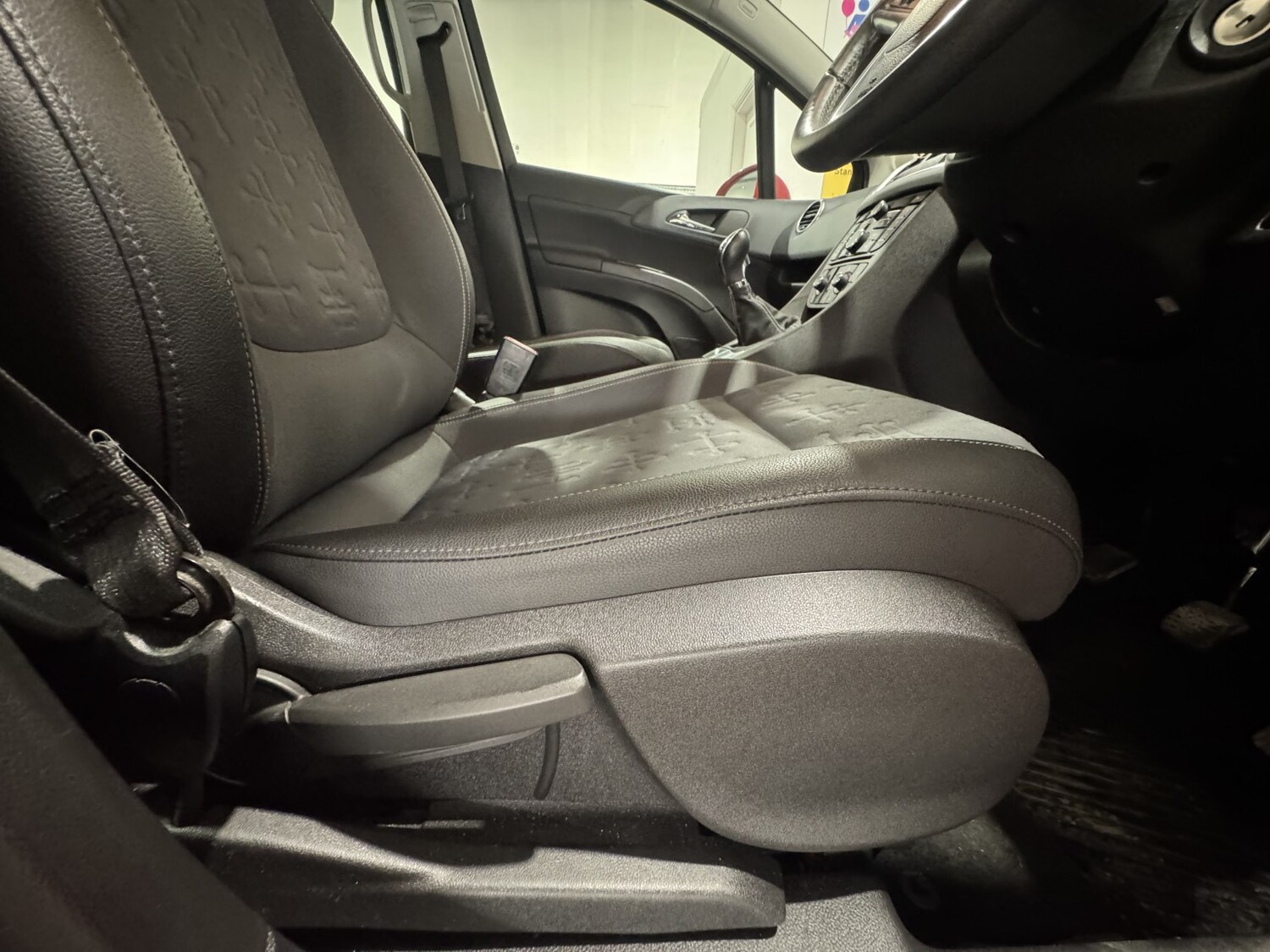 Used Vauxhall Meriva 2014 for sale - 76891797: Photo 25