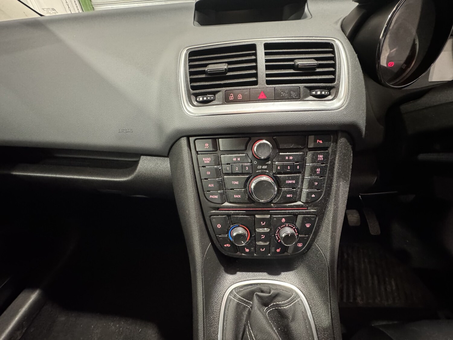 Used Vauxhall Meriva 2014 for sale - 76891797: Photo 34