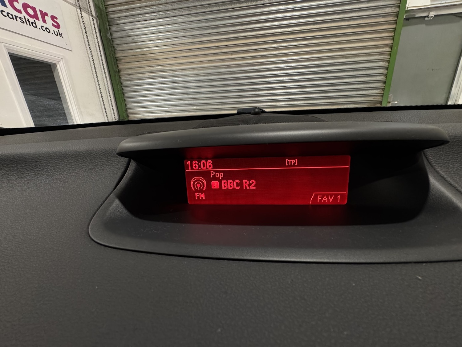 Used Vauxhall Meriva 2014 for sale - 76891797: Photo 38