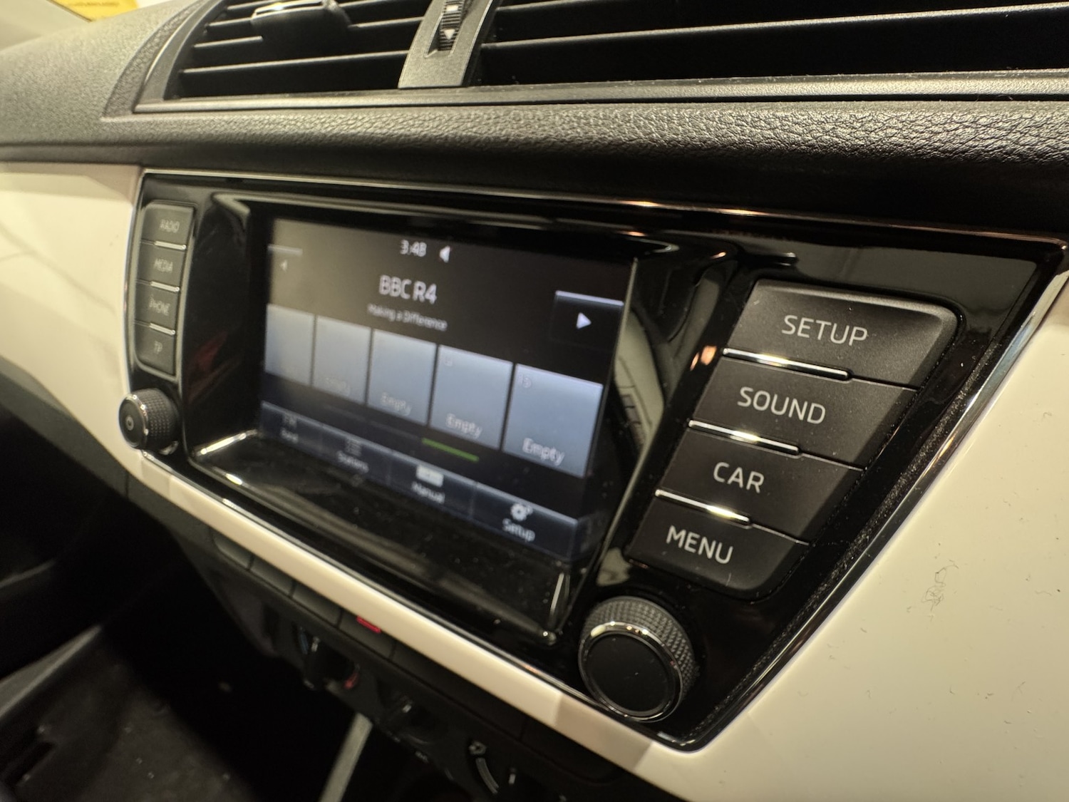 Used Skoda Fabia 2015 for sale - 76924338: Photo 38