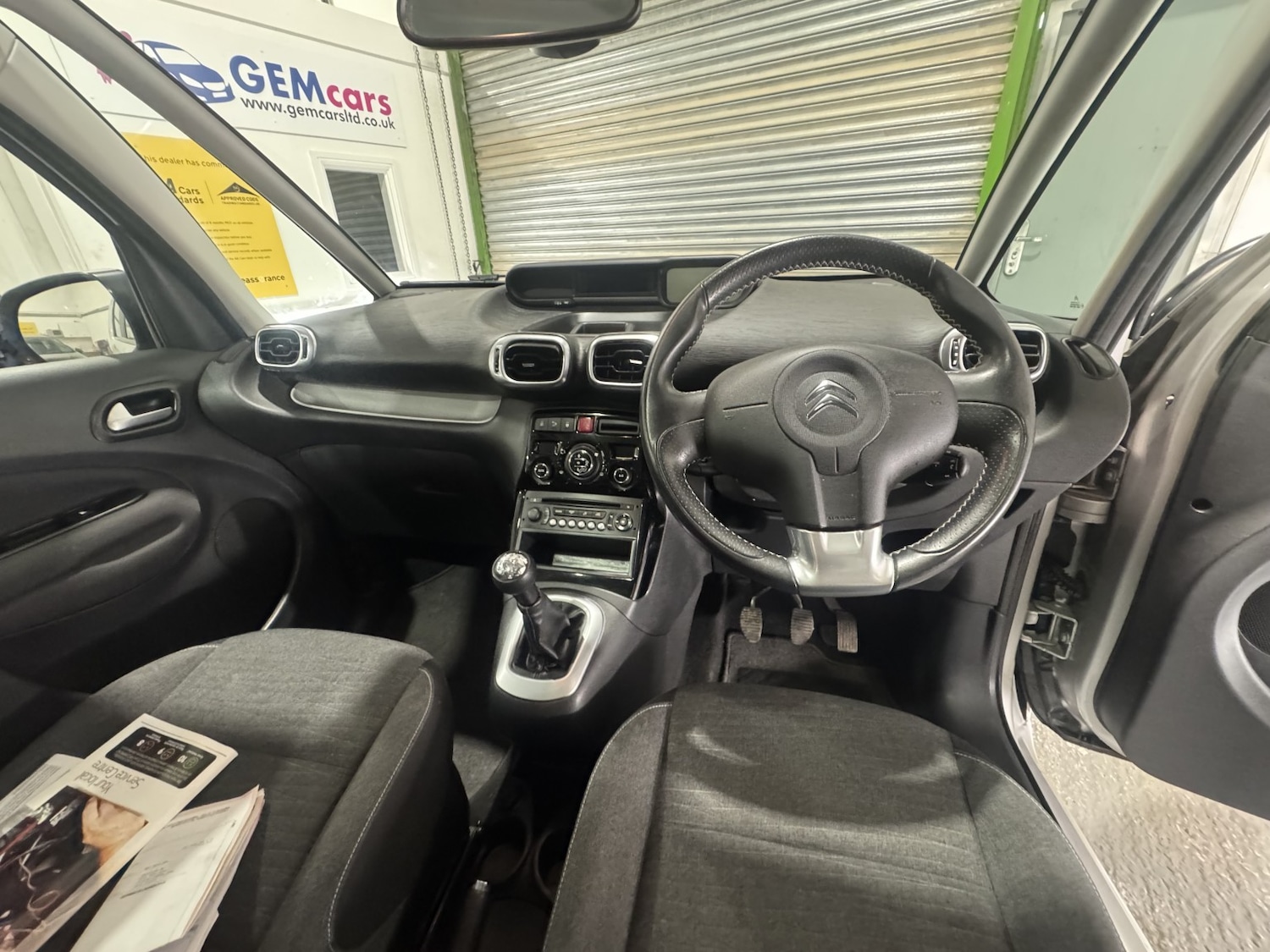 Used Citroen C3 Picasso 2017 for sale - 76712353: Photo 20