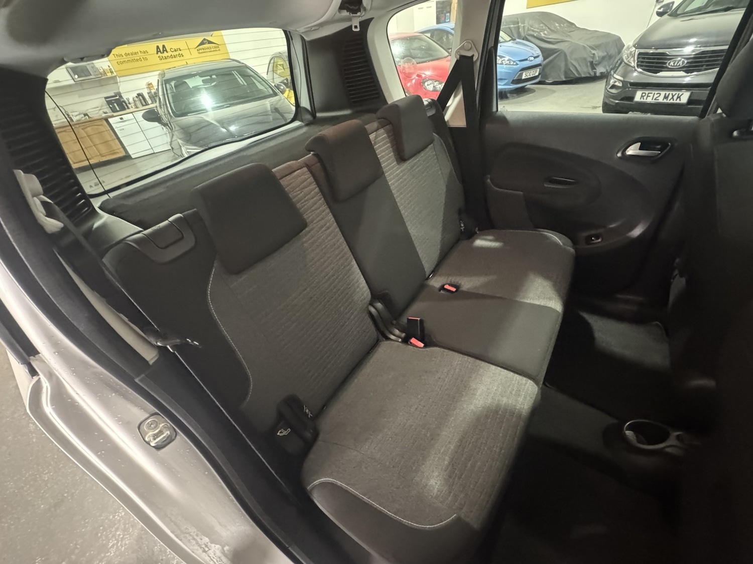 Used Citroen C3 Picasso 2017 for sale - 76712353: Photo 37