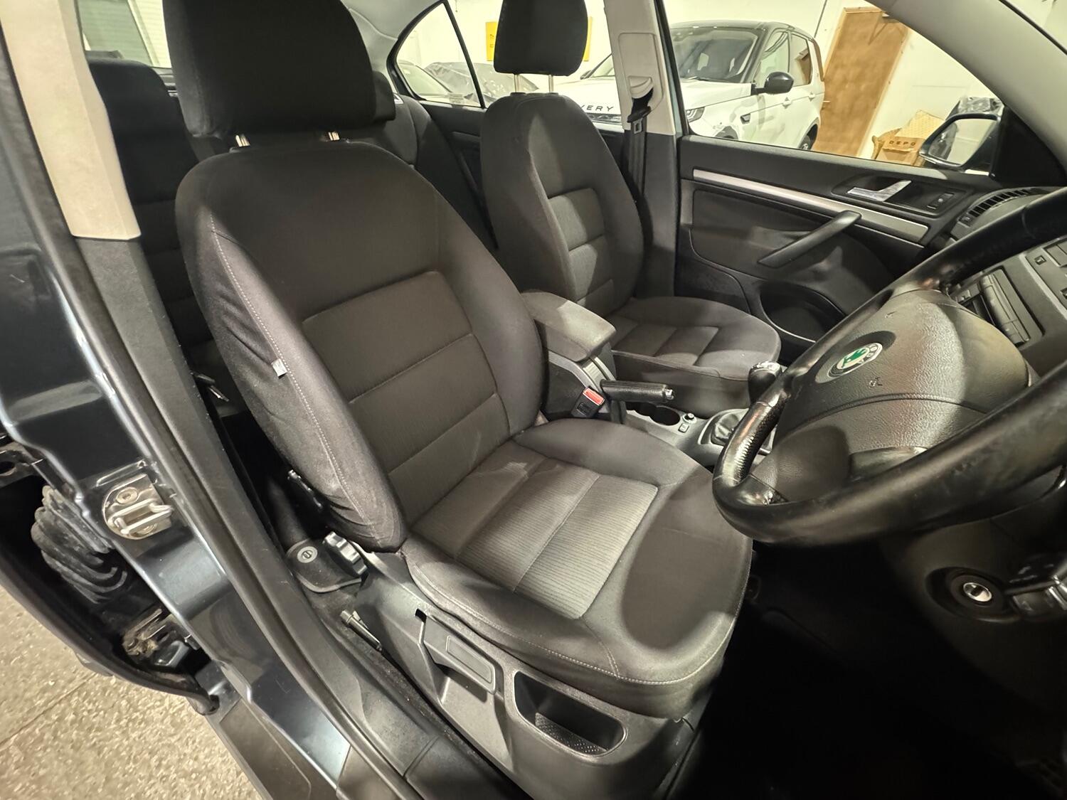 Used Skoda Octavia 2005 for sale - 76836986: Photo 27