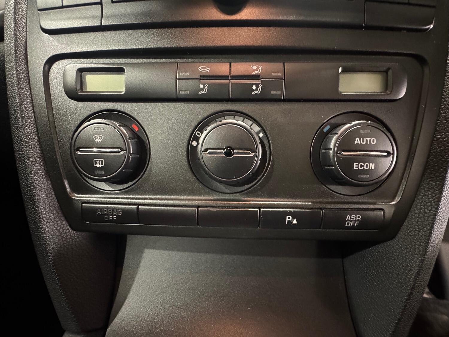 Used Skoda Octavia 2005 for sale - 76836986: Photo 38