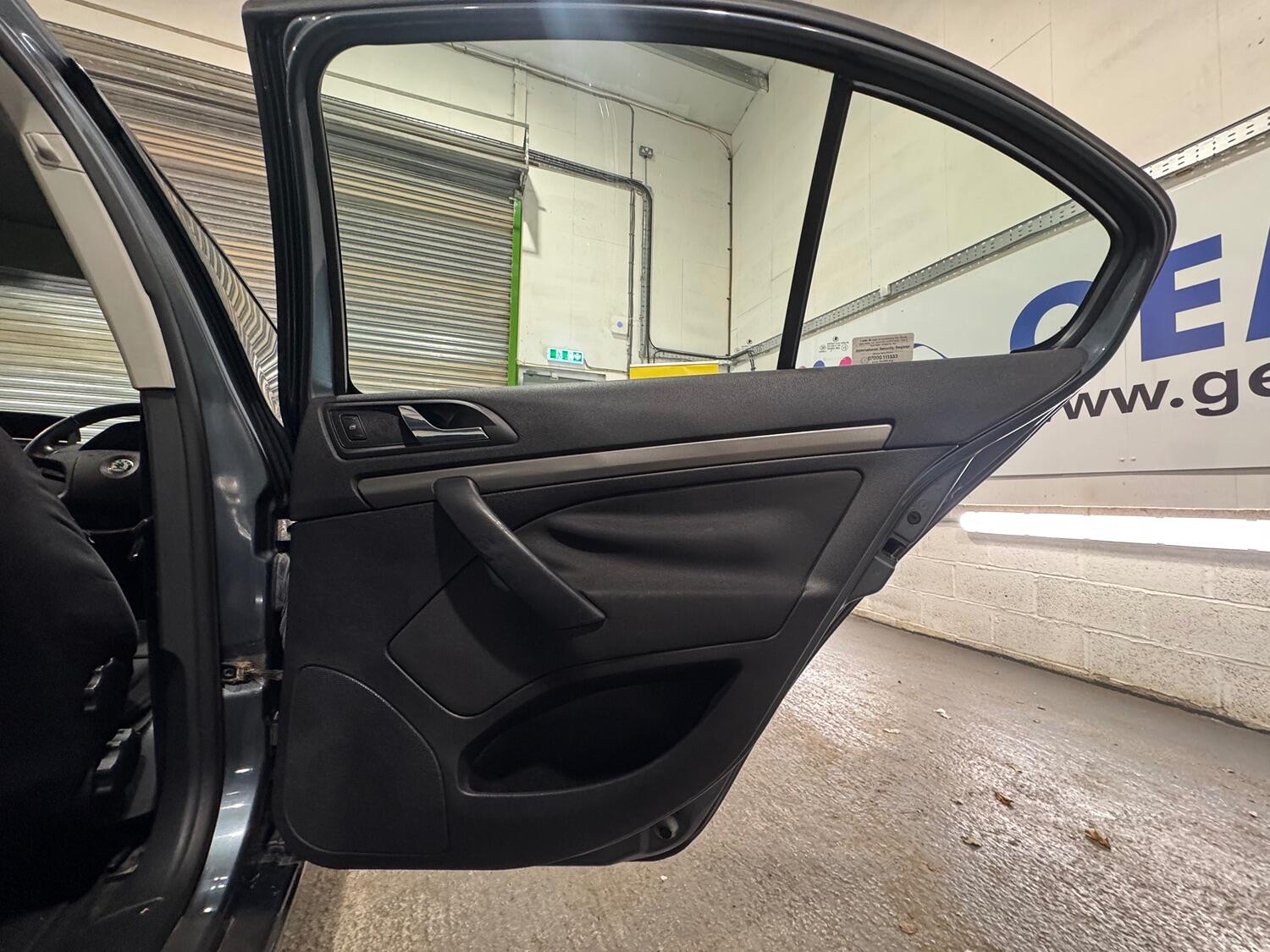 Used Skoda Octavia 2005 for sale - 76836986: Photo 41