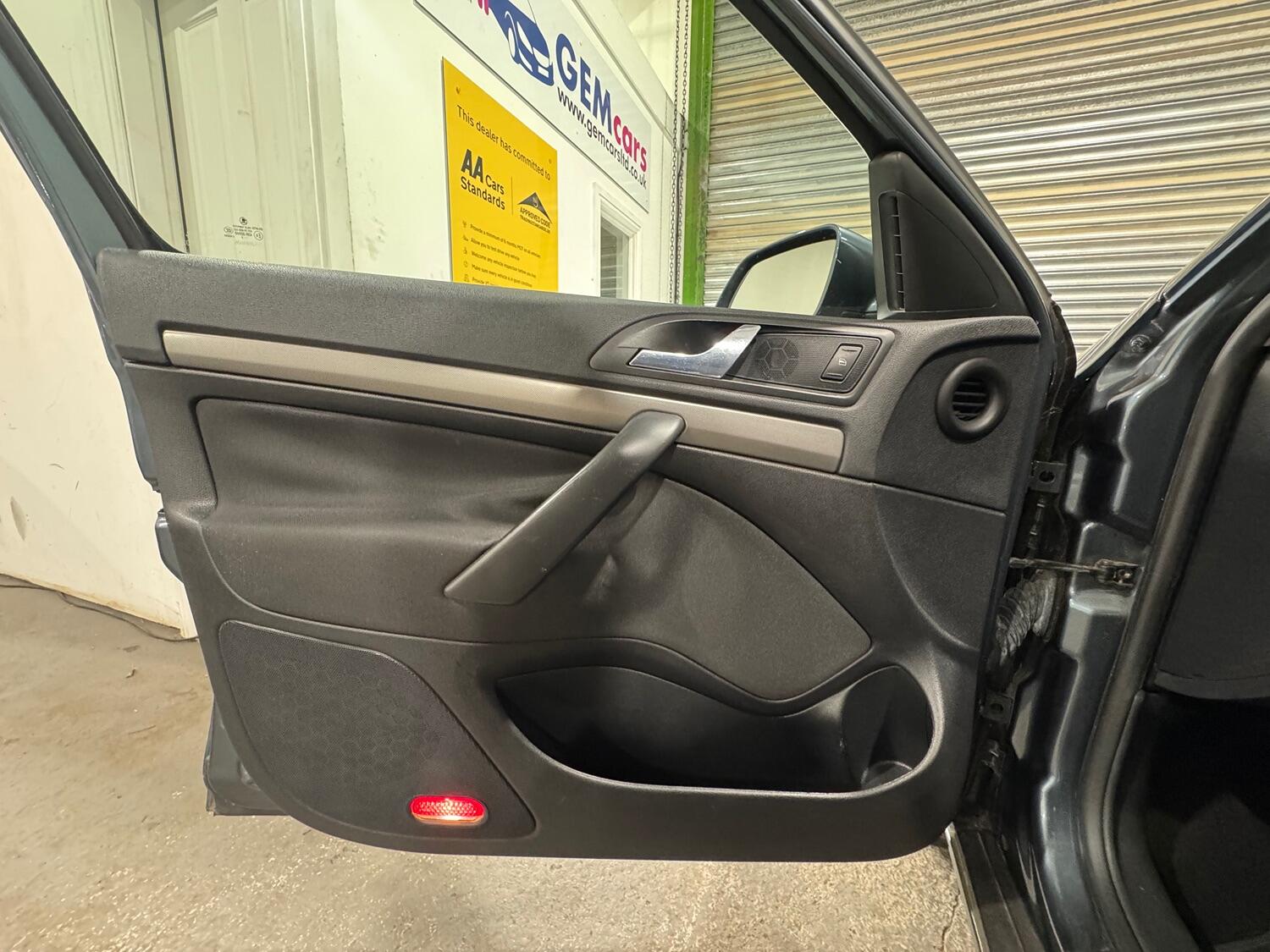 Used Skoda Octavia 2005 for sale - 76836986: Photo 56