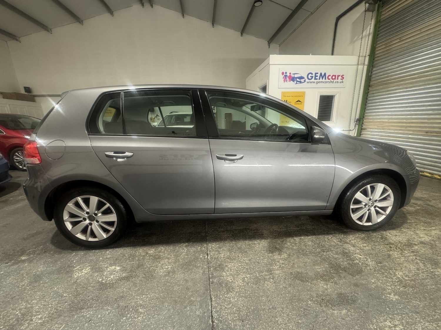 Used Volkswagen Golf 2010 for sale - 77398328: Photo 5