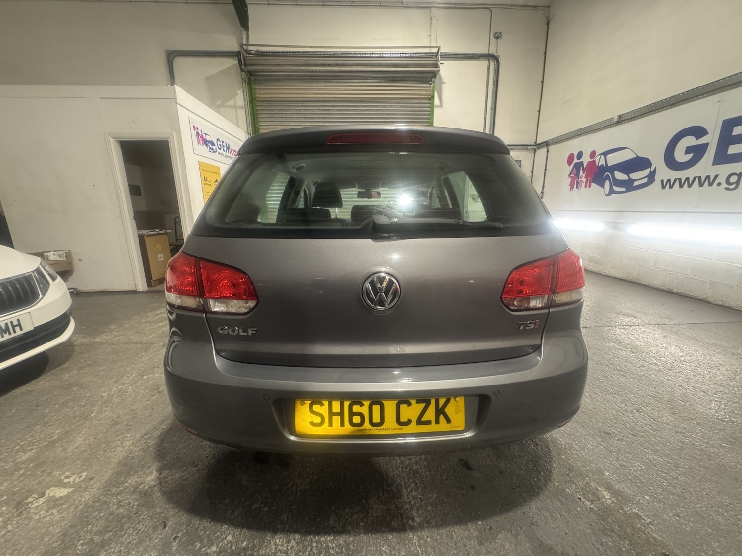 Used Volkswagen Golf 2010 for sale - 77398328: Photo 8