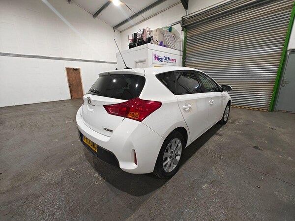 Used Toyota Auris 2013 for sale - 75266563: Photo 10