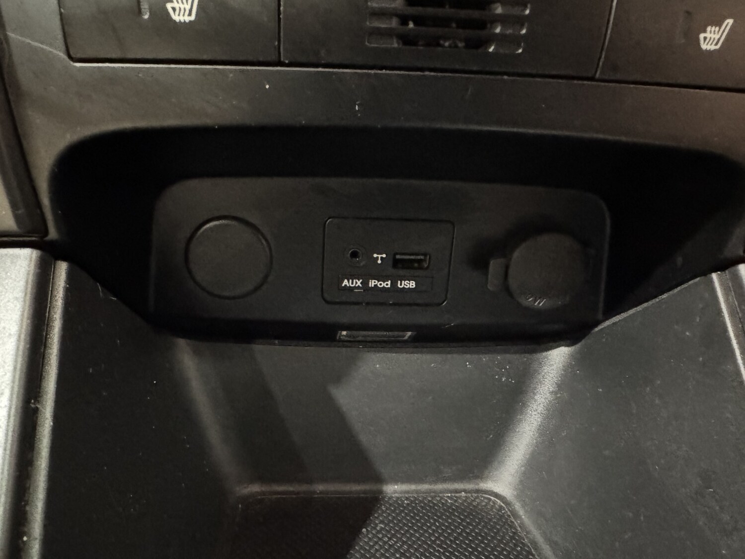 Used Kia Sorento 2010 for sale - 77915746: Photo 36